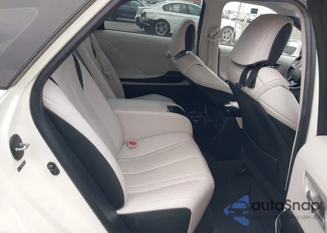 2019 Toyota Mirai z USA, uszkodzony, nr VIN JTDBVRBD8KA005779